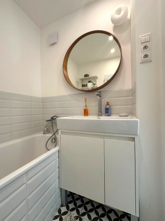 AFYREAL predane 4izb Cabanova ul., kompletná rekonštrukcia, úložný priestor, loggia, výťah, slnečný, svetlý - fotografia 32