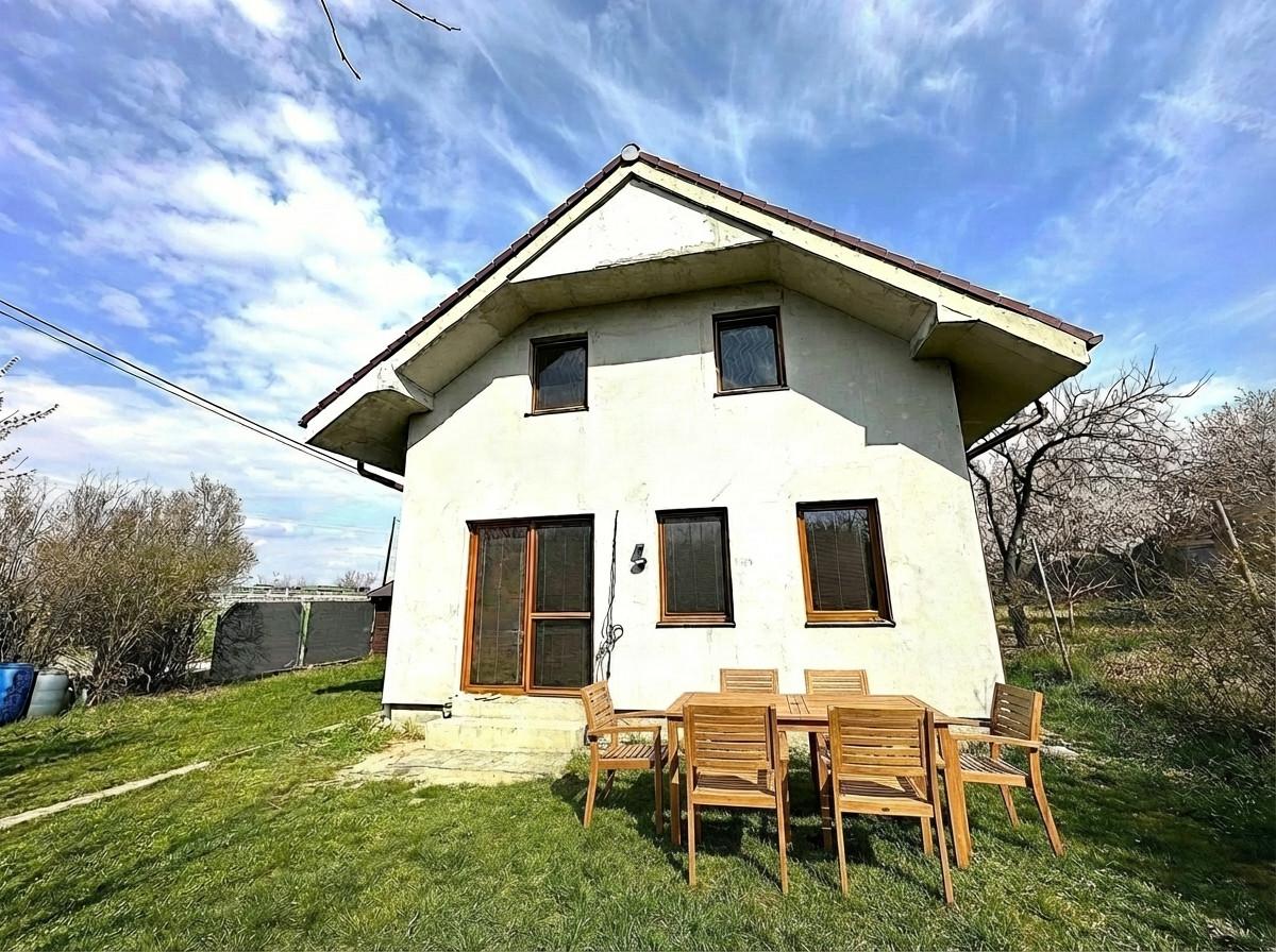 AFYREAL predaj novostavba 3izb RD s 8ár záhradou, dispozícia na 4 izb RD,  Štvrtok na ostrove- 8min Podd. Biskupice.